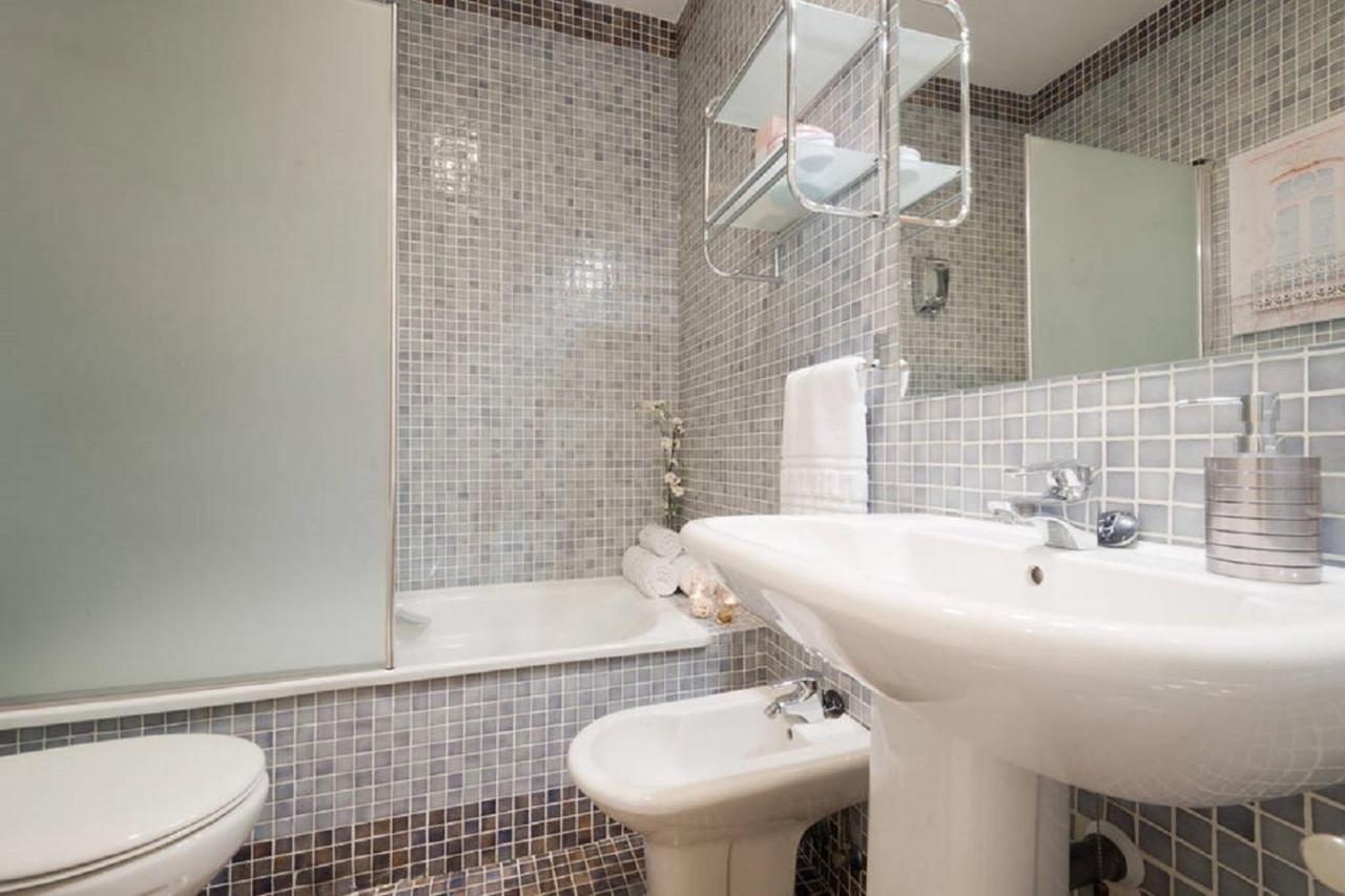 Reyes Catolicos I Apartment Гранада Екстериор снимка